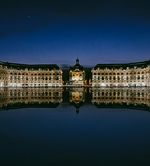 Kleinbusse mieten inBordeaux