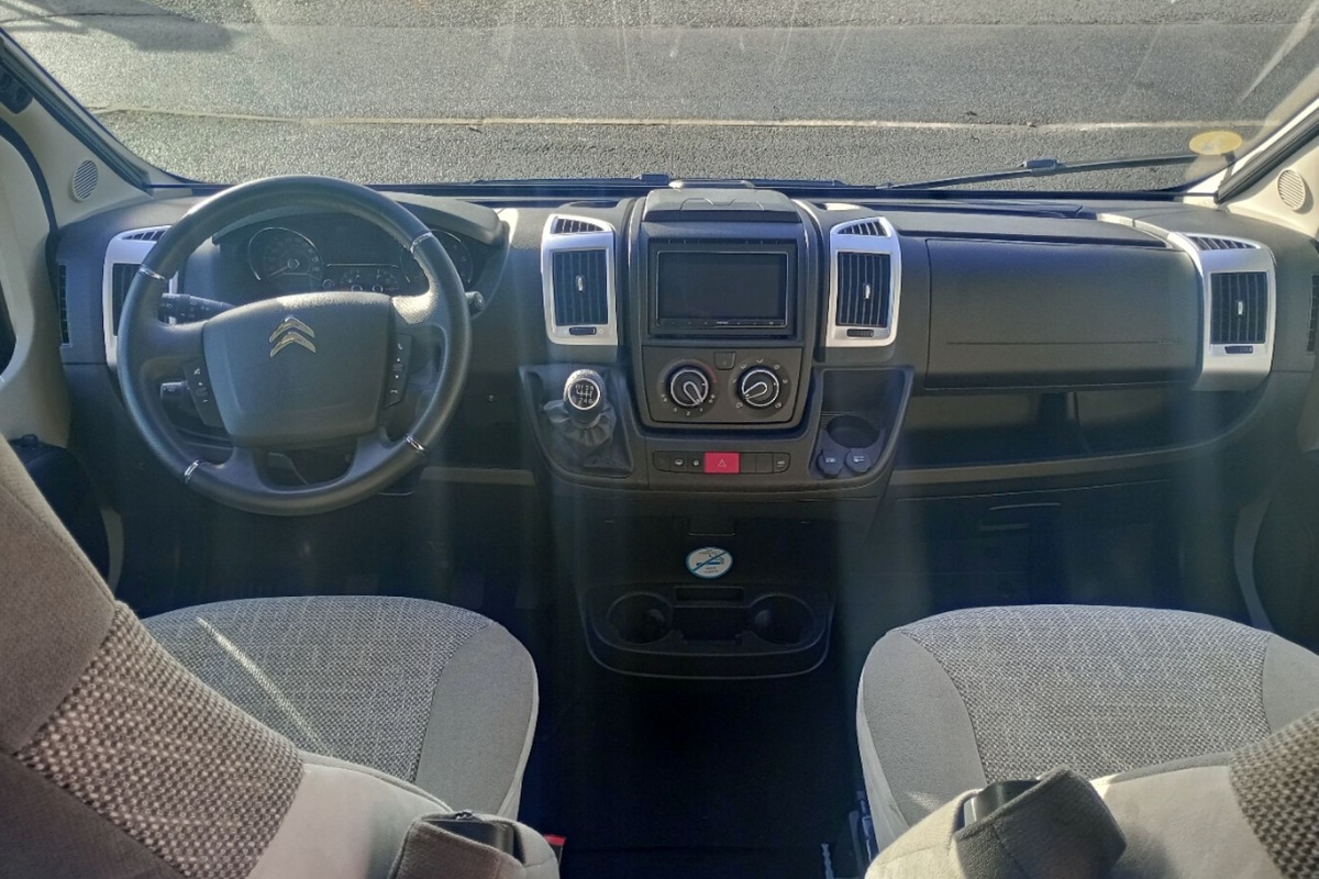 Fourgon aménagé Occasion Pössl 2Win Plus