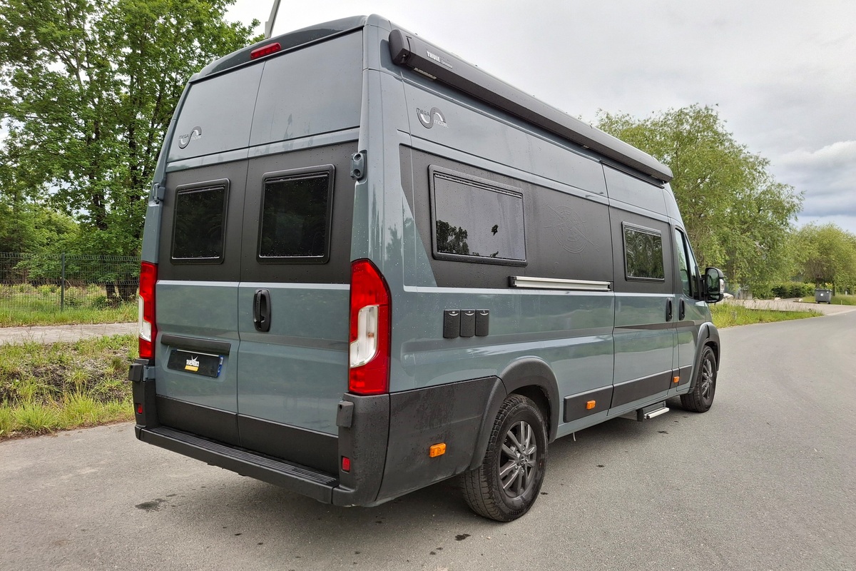 Fourgon aménagé Occasion Mega Mobil Mega Revolution 640