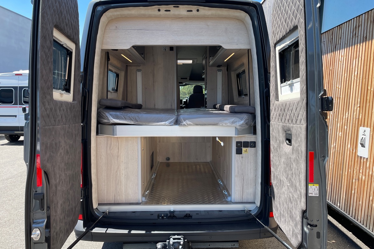 Fourgon aménagé Occasion Mega Mobil Mega Re-Aktiv 680 S