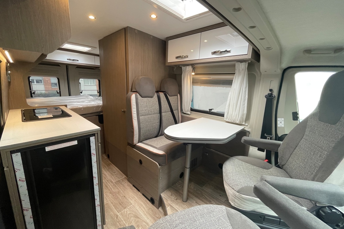 Fourgon aménagé Occasion Pössl 2Win S Plus