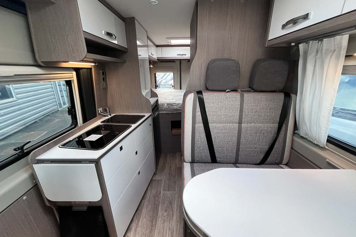 Fourgon aménagé Occasion Pössl 2Win Plus