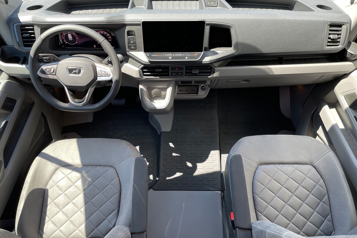 Fourgon aménagé Occasion Mega Mobil Mega Re-Aktiv 680 S