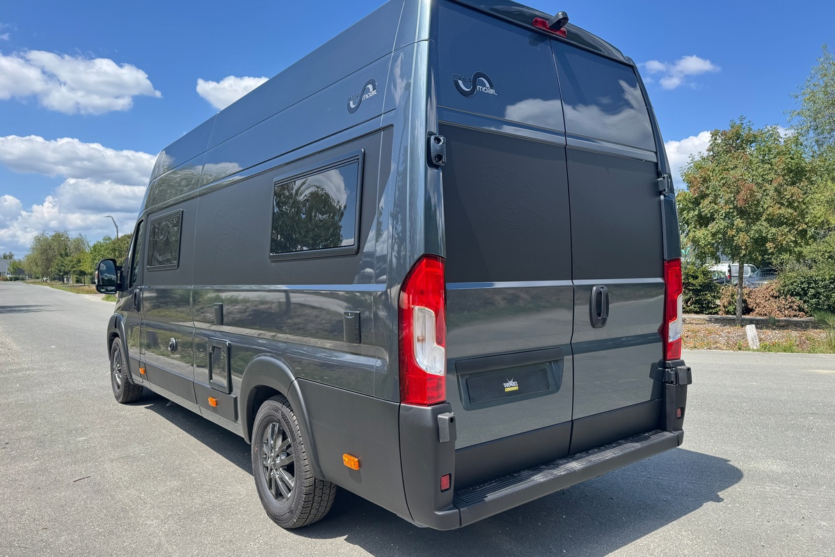 Fourgon aménagé Occasion Mega Mobil Mega Revolution 640