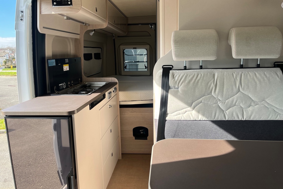 Fourgon aménagé Occasion Burstner Campeo C 600