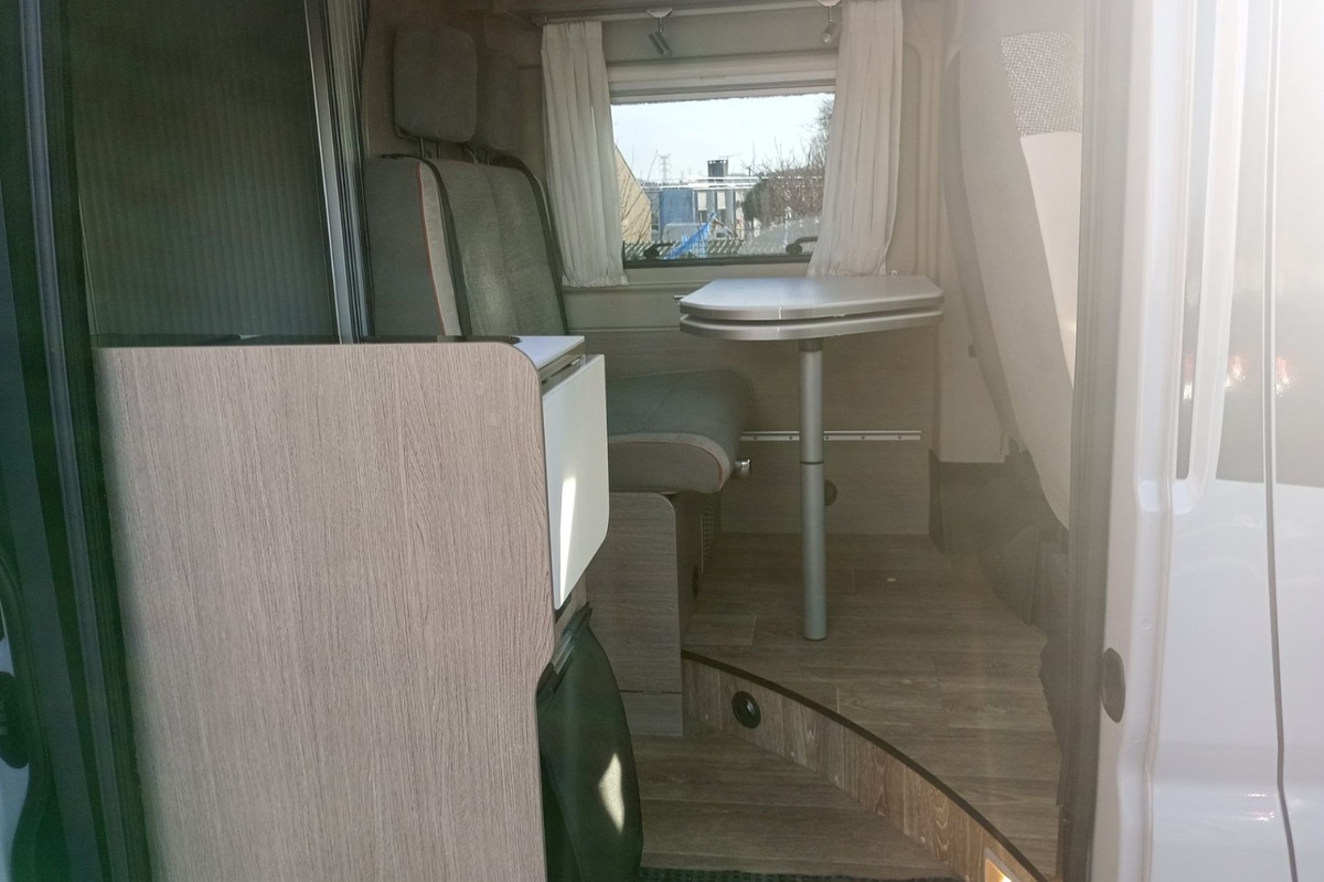 Fourgon aménagé Occasion Pössl 2Win Plus