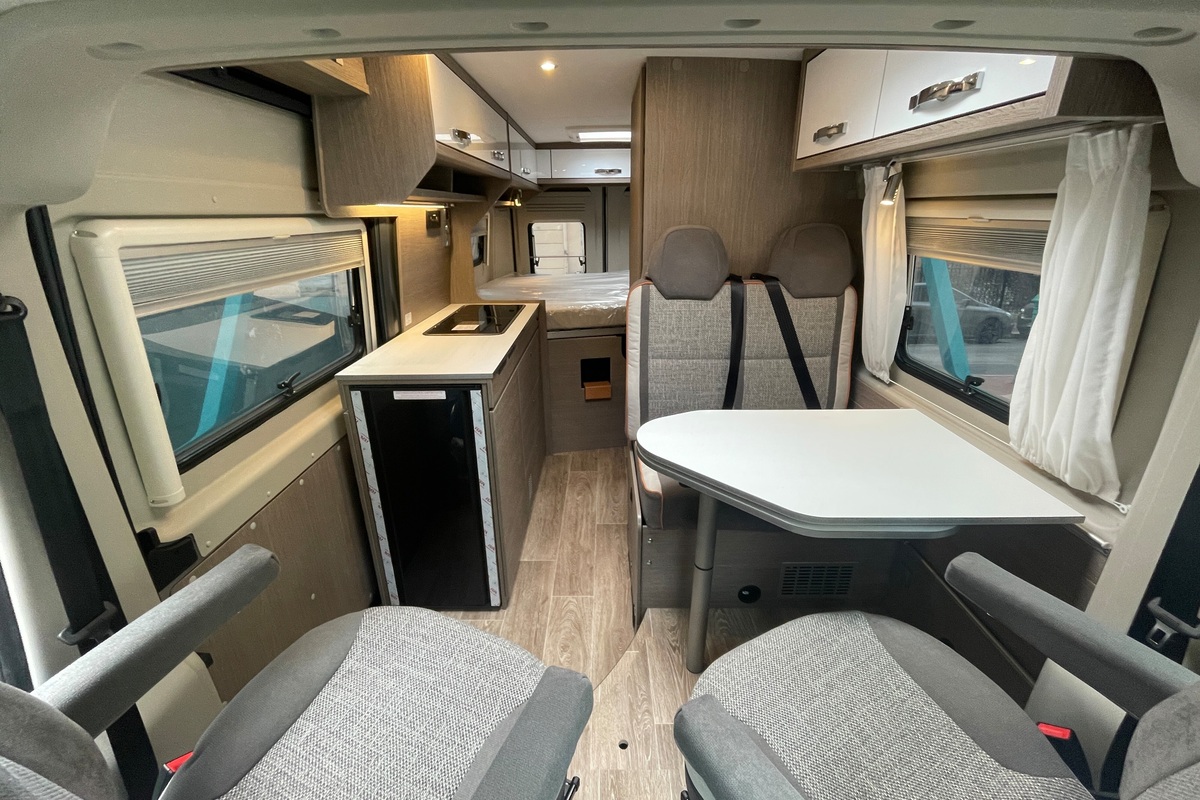 Fourgon aménagé Occasion Pössl 2Win S Plus