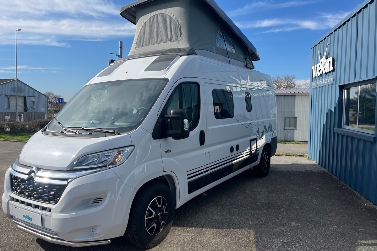 Fourgon aménagé Occasion Burstner Campeo C 600