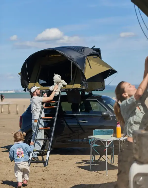 Lexagones Famille XL : location tente de toit 4 places